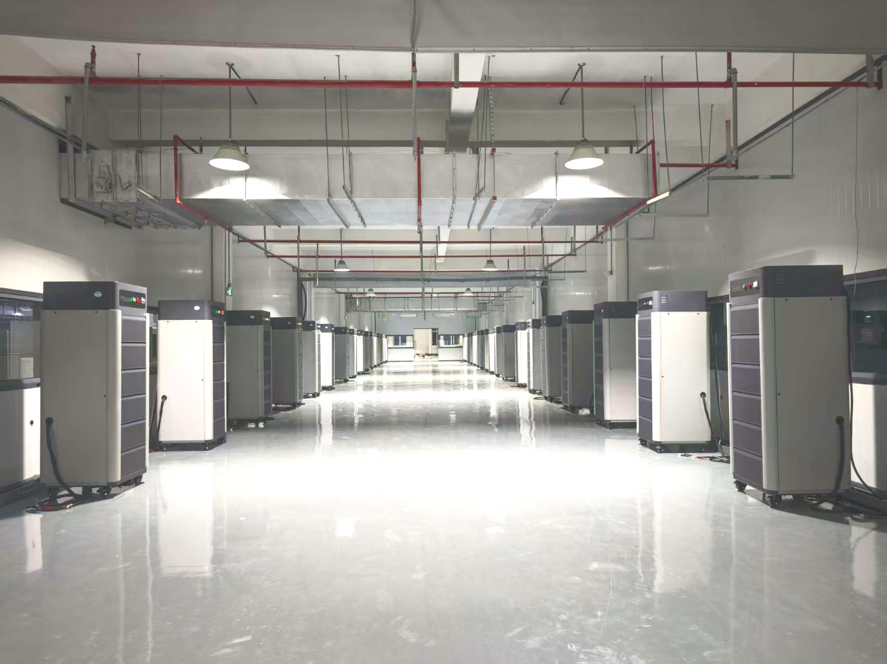 Shenzhen Hongda New Energy Successfully Supplies 36 High-Precision Battery Test Systems, Reinforcing Its Industry Leadership